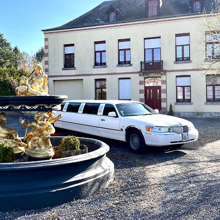 Bed and Breakfast Domaine Des Anges Avesnes-sur-Helpe Esterno foto