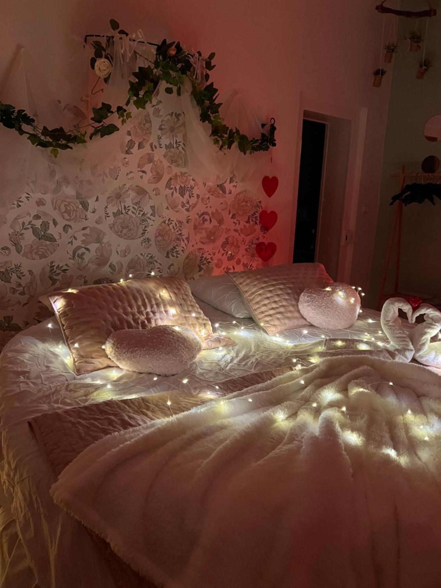 Bed and Breakfast Domaine Des Anges Avesnes-sur-Helpe Esterno foto