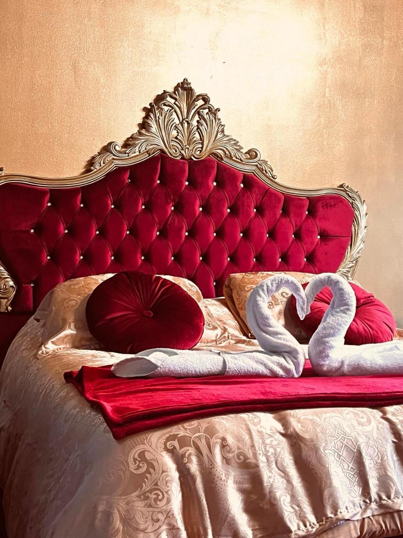 Bed and Breakfast Domaine Des Anges Avesnes-sur-Helpe Esterno foto